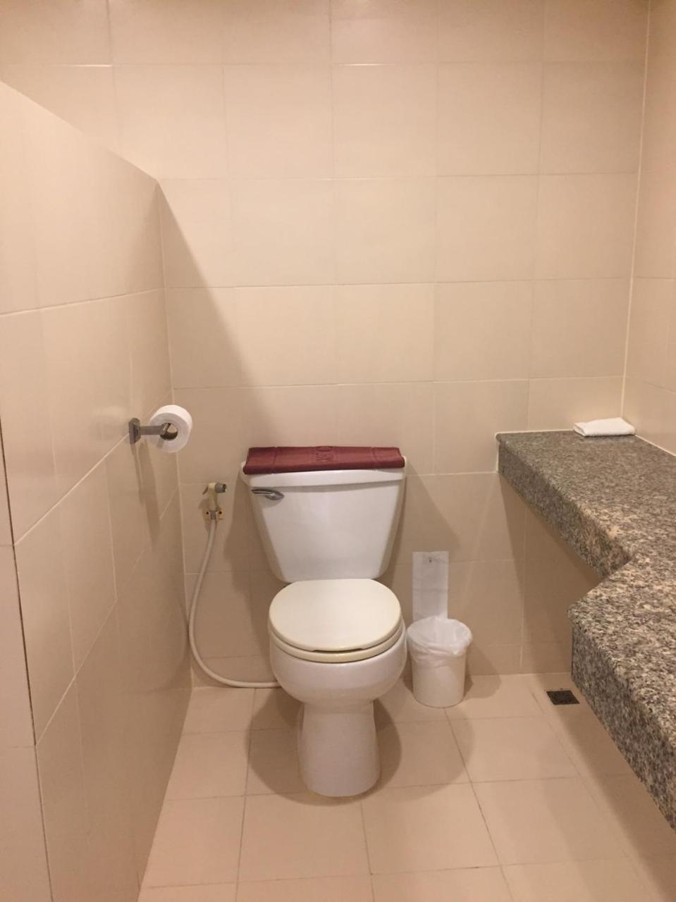 Rattana View Hotel Phitsanulok Buitenkant foto